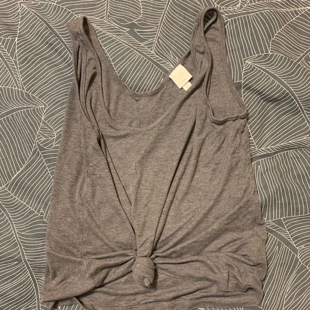 🌻H&M Tank top🌻